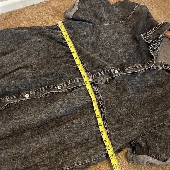 Black Acid Wash Denim Button-Up Dress - Picture 5 of 6